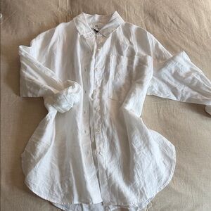 Banana Republic Classic White Button-Down Shirt